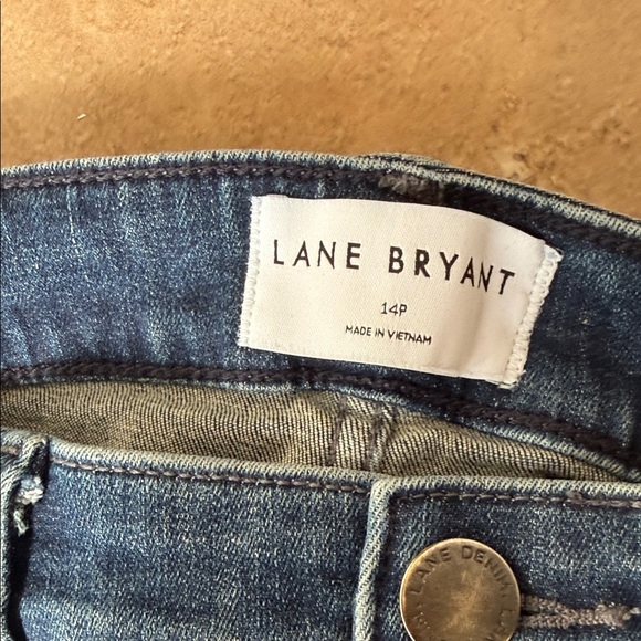 Lane Bryant Classic Mid-rise Signature Straight Denim Jeans - Picture 2 of 6